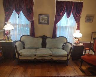 Victorian Sofa 
