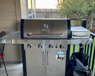 Gas Grill with cover