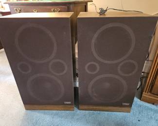 FISHER SPEAKERS