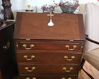 CHIP AND DALE STYLE DESK