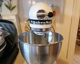KITCHED AID BLENDER