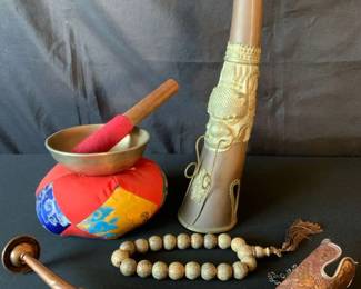 PR106Tibetan Ritual Horns And Singing Bowl