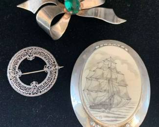 PR137Vintage Sterling Brooches