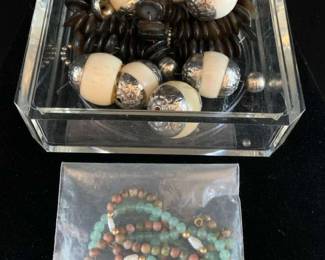 PR186Broken But Beautiful, Jewelry