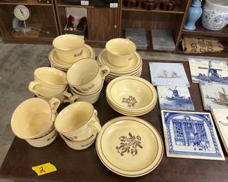 Pfaltzgraff Village Dinnerware