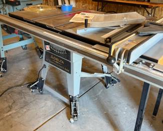 Iron top Delta Platinum Edition table saw with Bessermier fence. Not messing around here... This is a serious tool. Bring your truck.