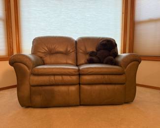This is the matching love seat to the previous full width leather couch. It's also in great shape, and the bear approves. Yes, the bear is for sale.