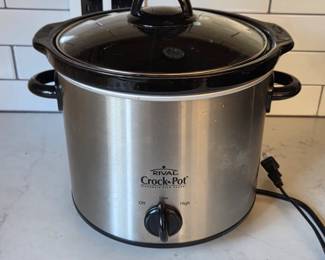 Lot #64 - Rival Crock-Pot Slow Cooker With Carry Case
