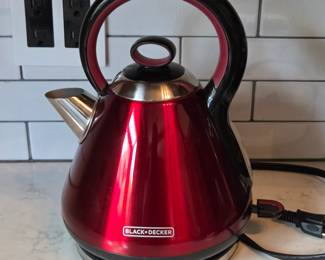 Lot #80 - Black+Decker Electric Kettle - Like New