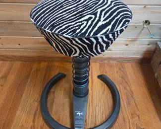 Lot #119 - Aeris Swopper Ergonomic Stool - Dynamic Office Chair for a Healthy Back - Office Stool