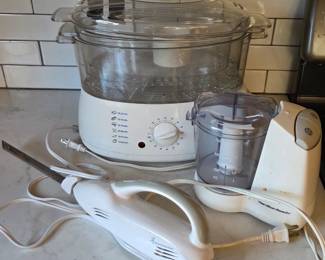 Lot #63 - Oster Food Steamer, Hamilton Beach Food Processor, Toastmaster Electric Carving Knife