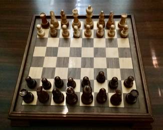 New Chess set with box