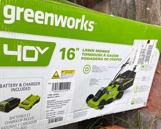 New battery operated lawnmower