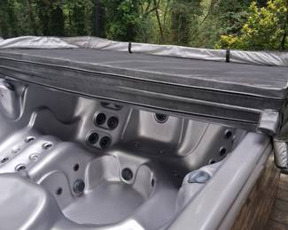 SEA-CREST 6 Person STAINLESS STEEL CLEAN HOT TUB/JUCUZZI. Manufactured in South Georgia. Purchased at Douglas Blvd at Billiards and Hot Tubs or Spas in 2005