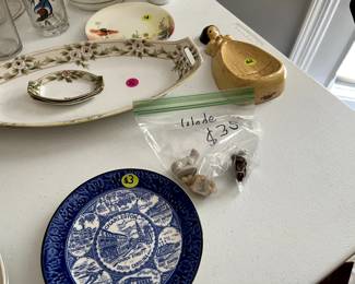 Wade figurines and plates