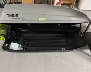 Thule rooftop luggage rack