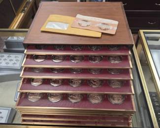 Franklin Mint History of the United States – Solid Bronze Medal Collection (106 Medals)

