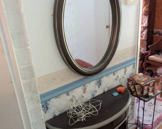 Foyer table& mirror