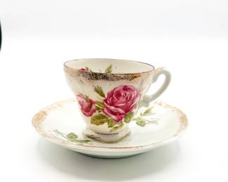Victorian-Style “Orleans Rose” Teacup & Saucer