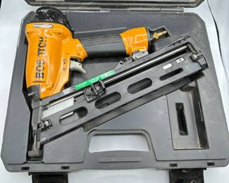 Bostitch N62FN-2 Pneumatic Angled Finish Nailer with Case