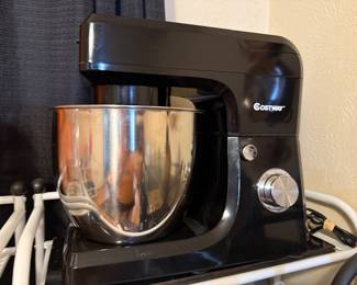 Stand mixer