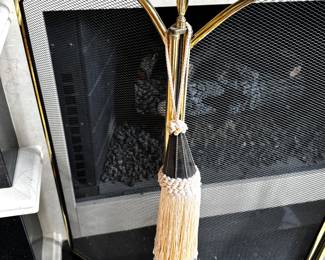 Fireplace screen