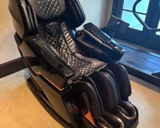 Like New High Tech Massage Chair.  Retail was $10k