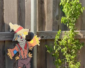 FALL YARD DECOR