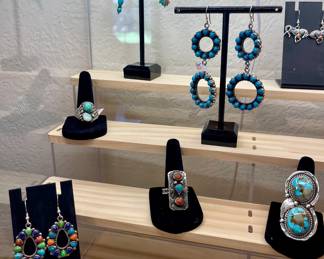 NATIVE AMERICAN STERLING TURQUOISE CORAL RINGS, PENDANTS AND EARRINGS