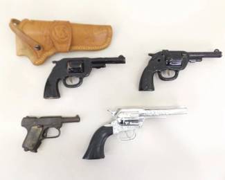 Lot of 1940's Cap Guns
