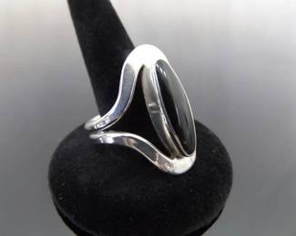 .925 Sterling Silver Onyx Cabochon Ring Size 10

