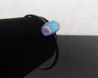 .925 Sterling Silver Clasp Leather Blown Glass Charm Bead Bracelet Size 7.75
