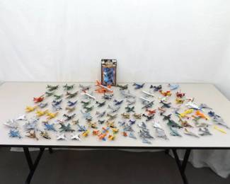 Lot of Loose 1/43 and 1/64 Die Cast Jets and Airplanes
