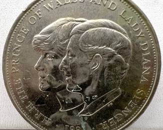 1981 Royal Wedding Commemorative Crown Prince of Wales Lady Diana
