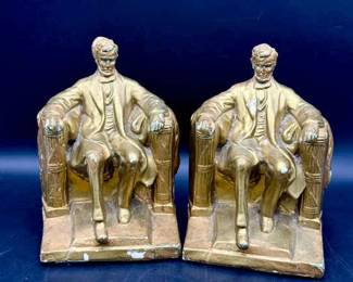 (2) Abraham Lincoln Chalkware Bookends

