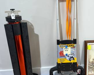 Tripod light (very bright). Magna cart.