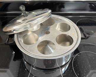 Vintage Saladmaster egg poacher ⁄ large pan. Stainless Steel.