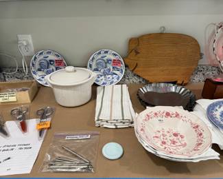 Bella Casa wall plates, nutcrackers, Woolworth bowls, pig cutting board. All vintage.