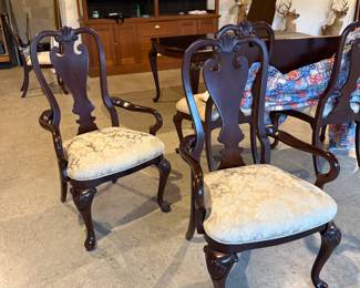 Kincaid rectangular dining table set – #M00180. Table with leaf, leather cover, 2 armed chairs, and 4 no arm chairs.