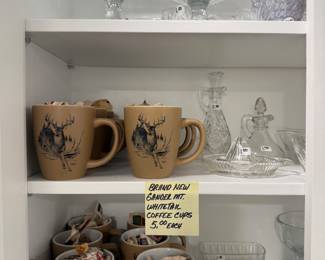 Grander Mt. mugs ⁄ cups. Various glass serving items.