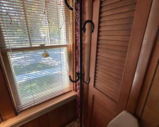 Coat rack