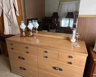 Mengel dresser and mirror (sold as is)