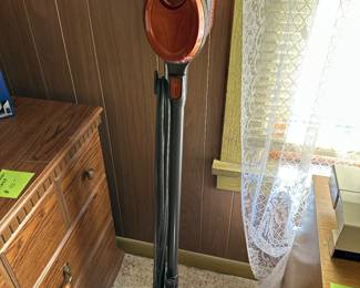 Rocket vacuum cleaner