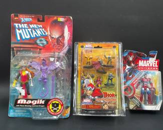 3 Marvel Action Figures