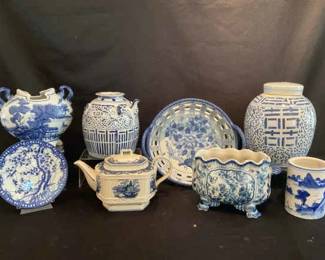 Traditional Blue White Chinese Pottery