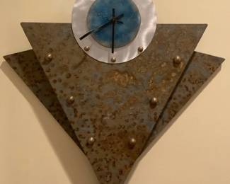 04 Maris Taylor Design Clock