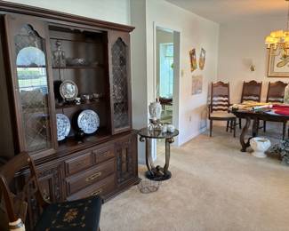 1971 Hurwitz Mintz China cabinet