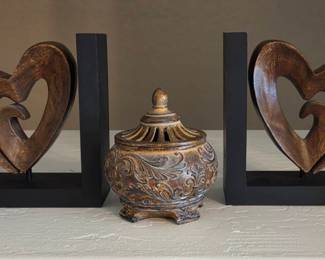 Carved Wood Heart Bookends And Complementary Pot