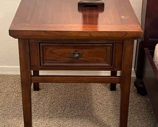 2 Wooden Night Stands