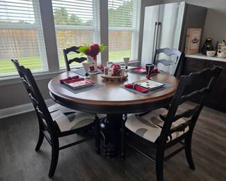 (18) Pedestal Dining Table w/6 Ladderback Chairs 60" $750